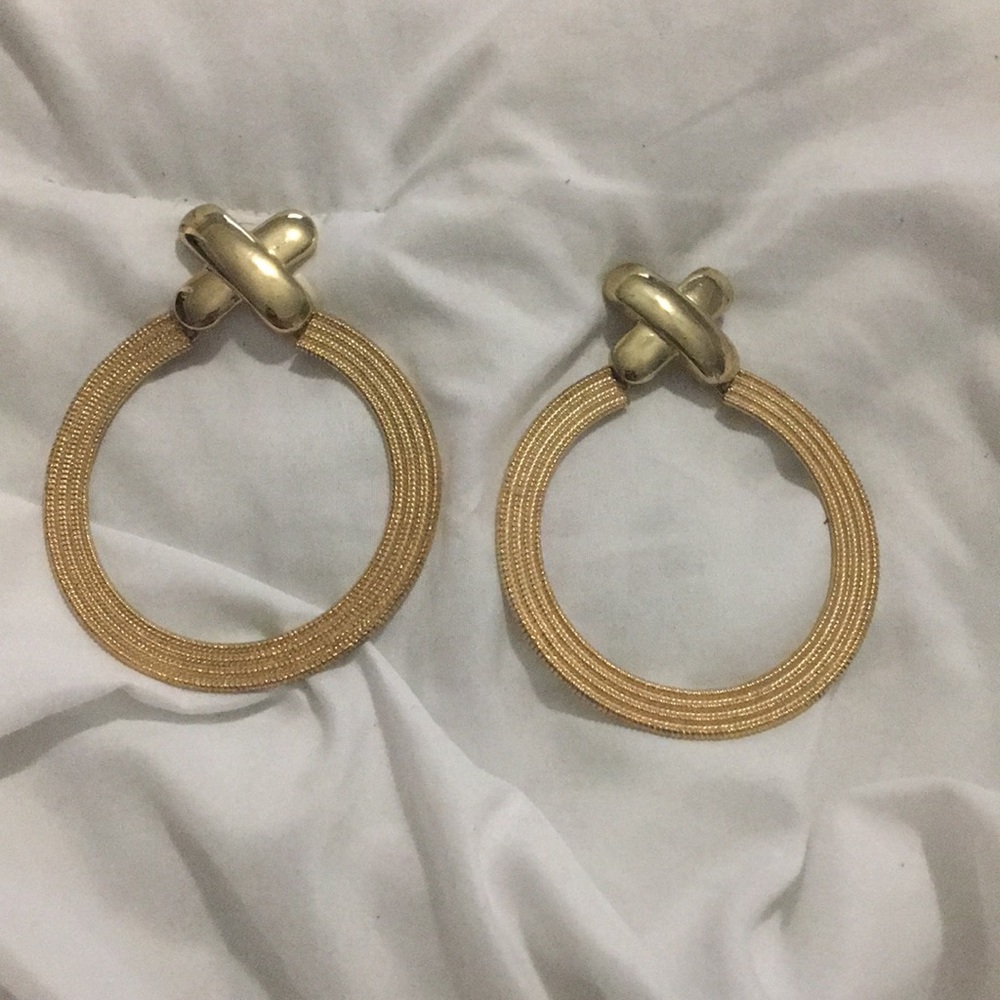Gold hoops - Picture 2 of 4